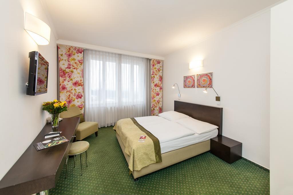 Hotel Vitkov 프라하 외부 사진